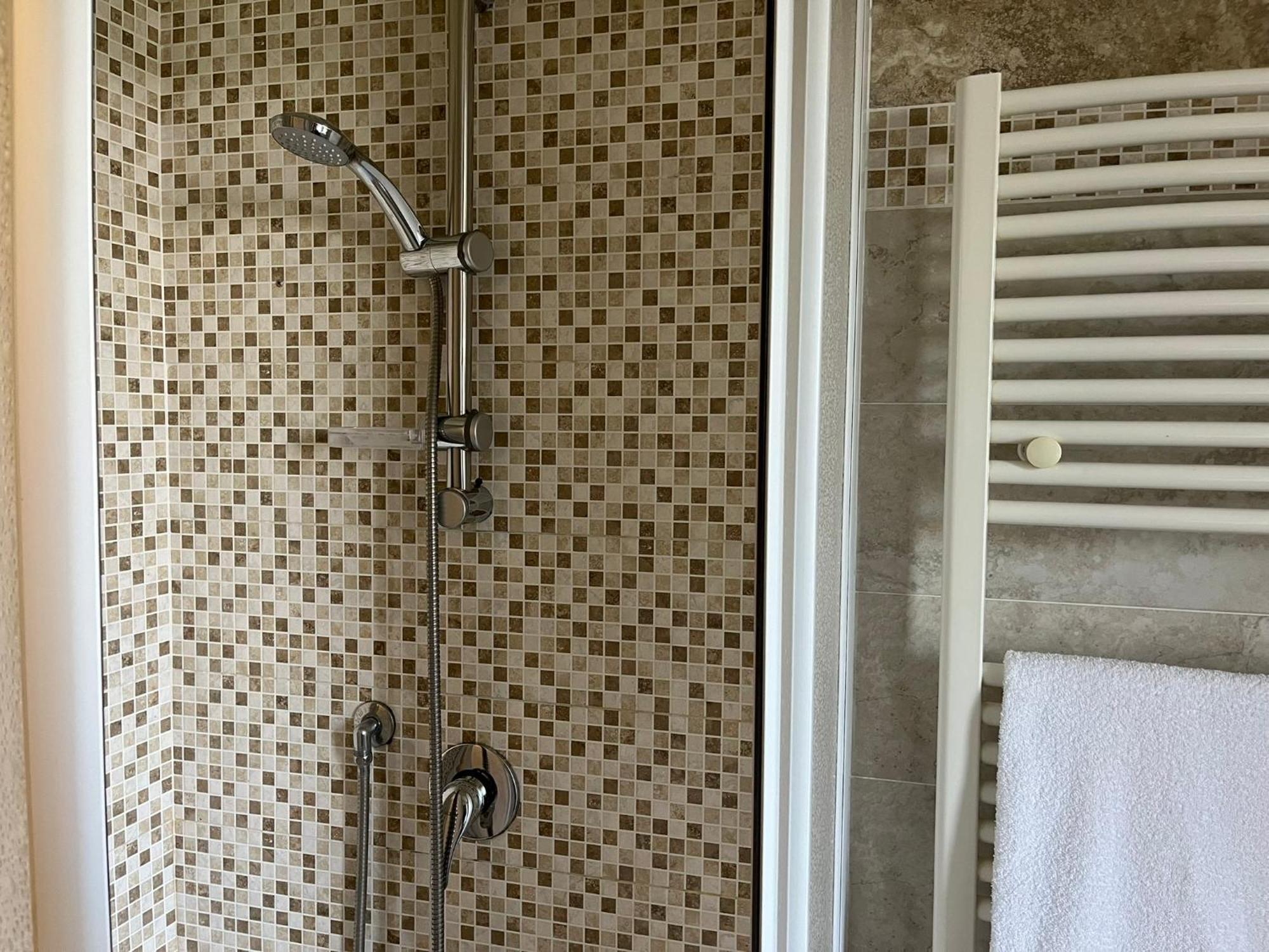 مبيت وإفطار شيبرانو Le Ganze الغرفة الصورة